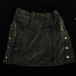 CORDUROY SKIRT WITH BUTTONS